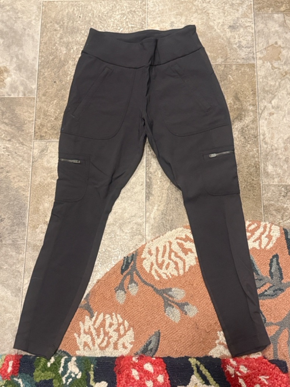 Athleta Highline Hybrid Cargo Tight Pants
